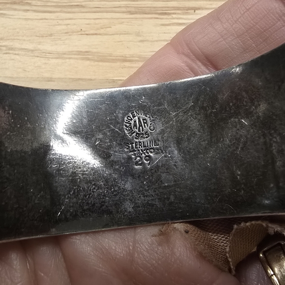 VINTAGE TAXCO Sterling Silver CUFF BRACELET, 44 GRAMS - Picture 3 of 8